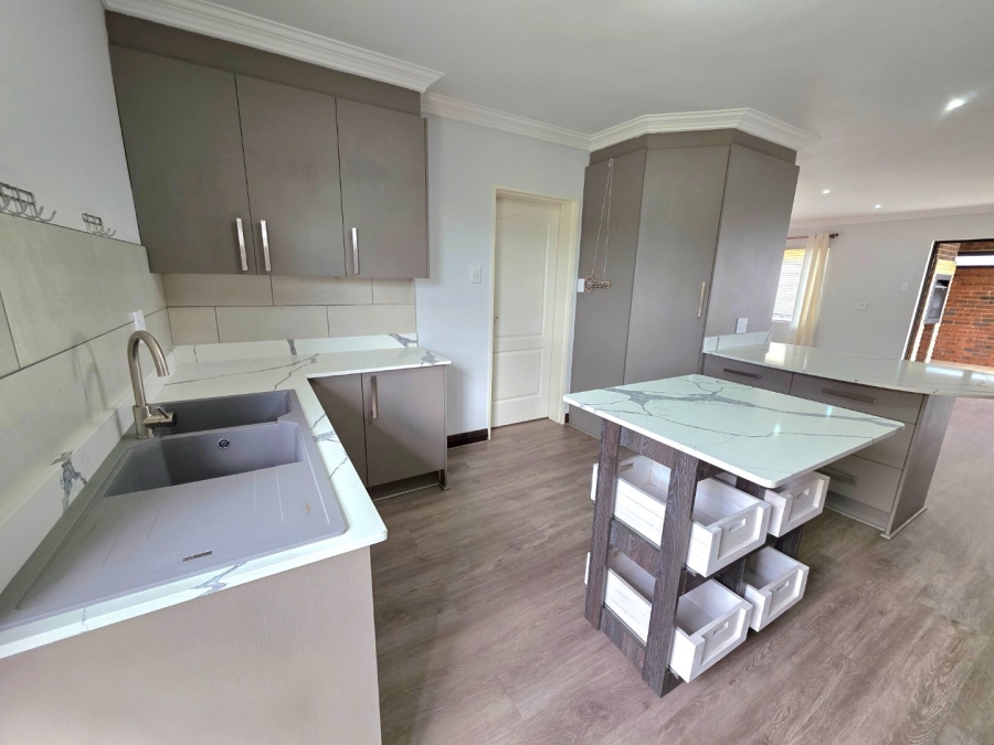 To Let 3 Bedroom Property for Rent in Eureka Free State